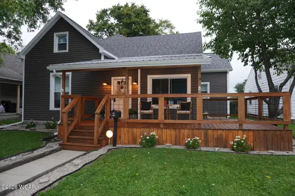 210 E Mechanic Street, Wapakoneta, OH 45895