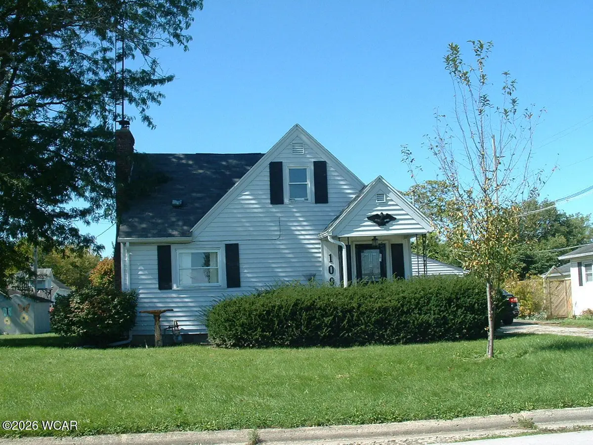 109 S Rauthland Avenue, Wapakoneta, OH 45895 - #1
