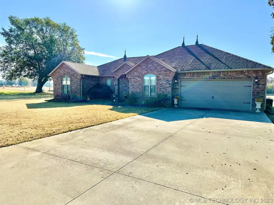 2010 E Creekside Road, Stigler, OK 74462 - #2