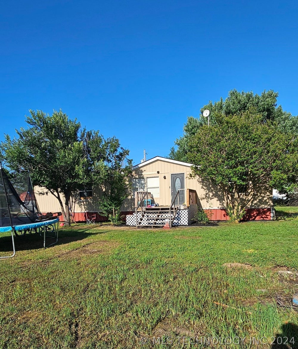 302 Finch, Colbert, OK 74733 ERA