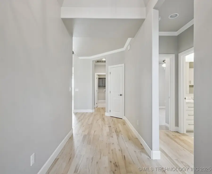 2719 W Van Buren Court, Broken Arrow, OK 74011 - Image #3