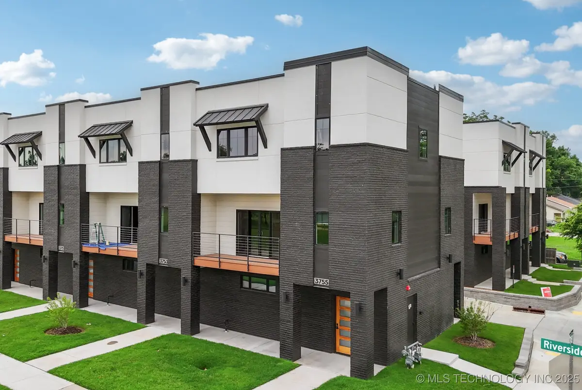 3755 S Riverside Drive #3755, Tulsa, OK 74105 - Image #1