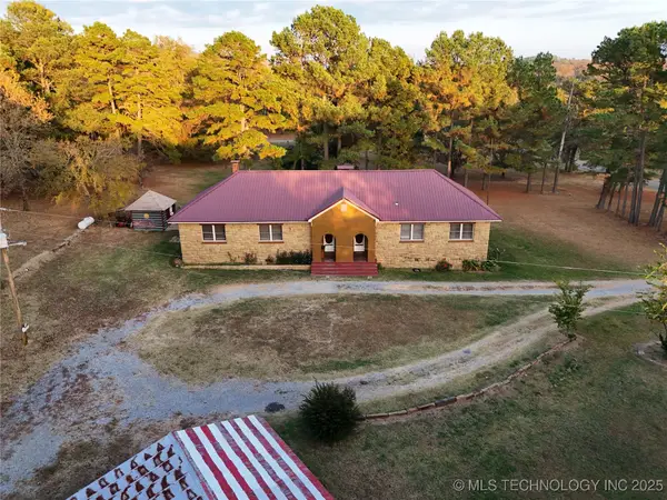 4717 NW 123rd, Wilburton, OK 74578