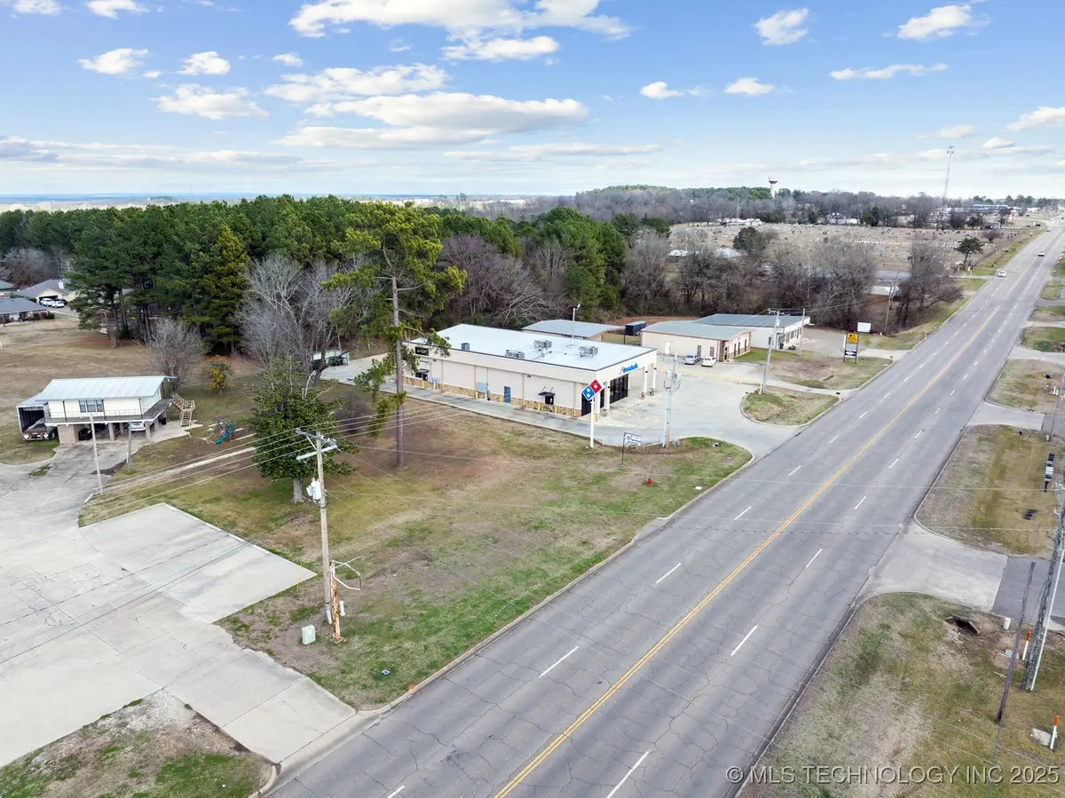 2017 E Washington Street, Idabel, OK 74745 - #1