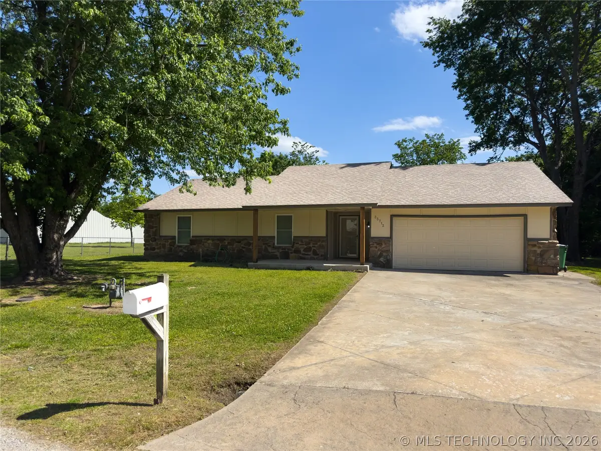 23712 E 104th Street S, Broken Arrow, OK 74014 - #1
