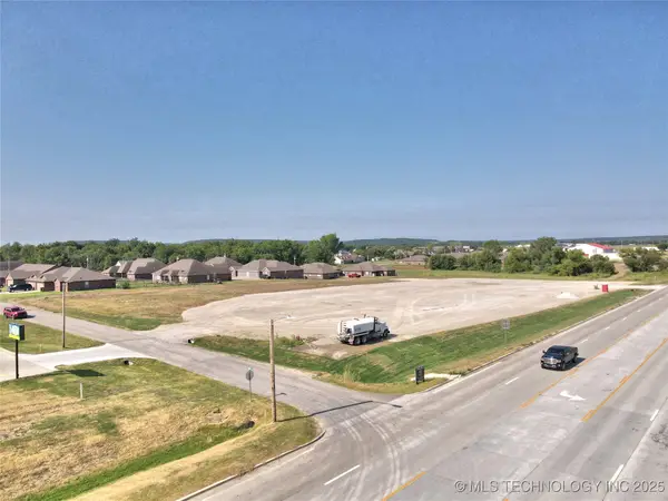 N 46th West Avenue, Skiatook, OK 74070