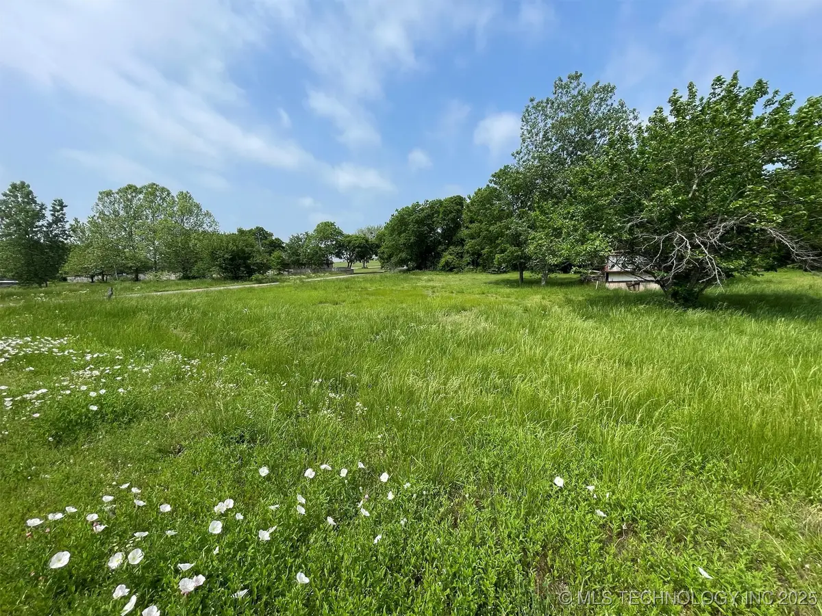 401 S Kemp, Kingston, OK 73439 - #1