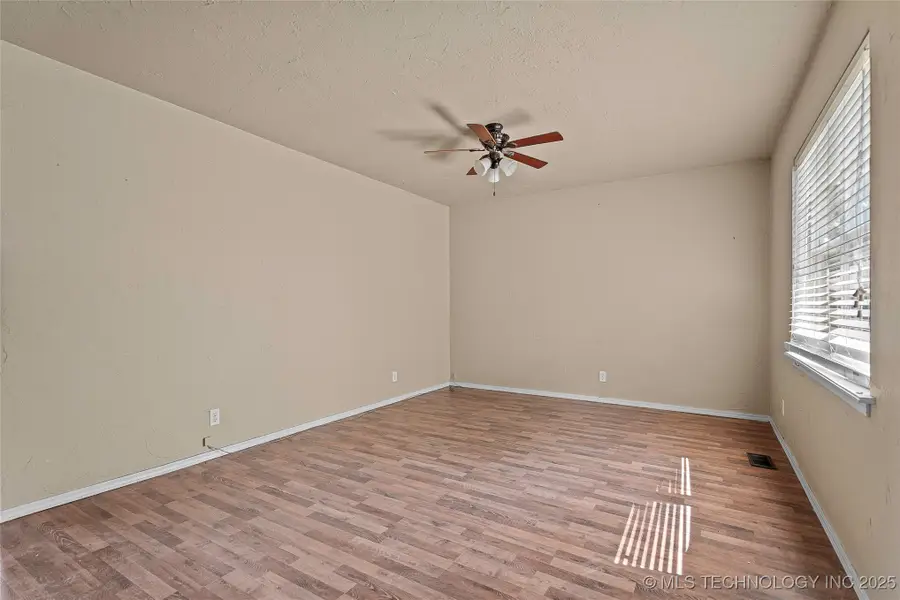 20501 144th Street, Lexington, OK 73051 - Image #3