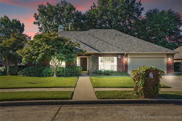 9104 E 113th Street S, Bixby, OK 74008