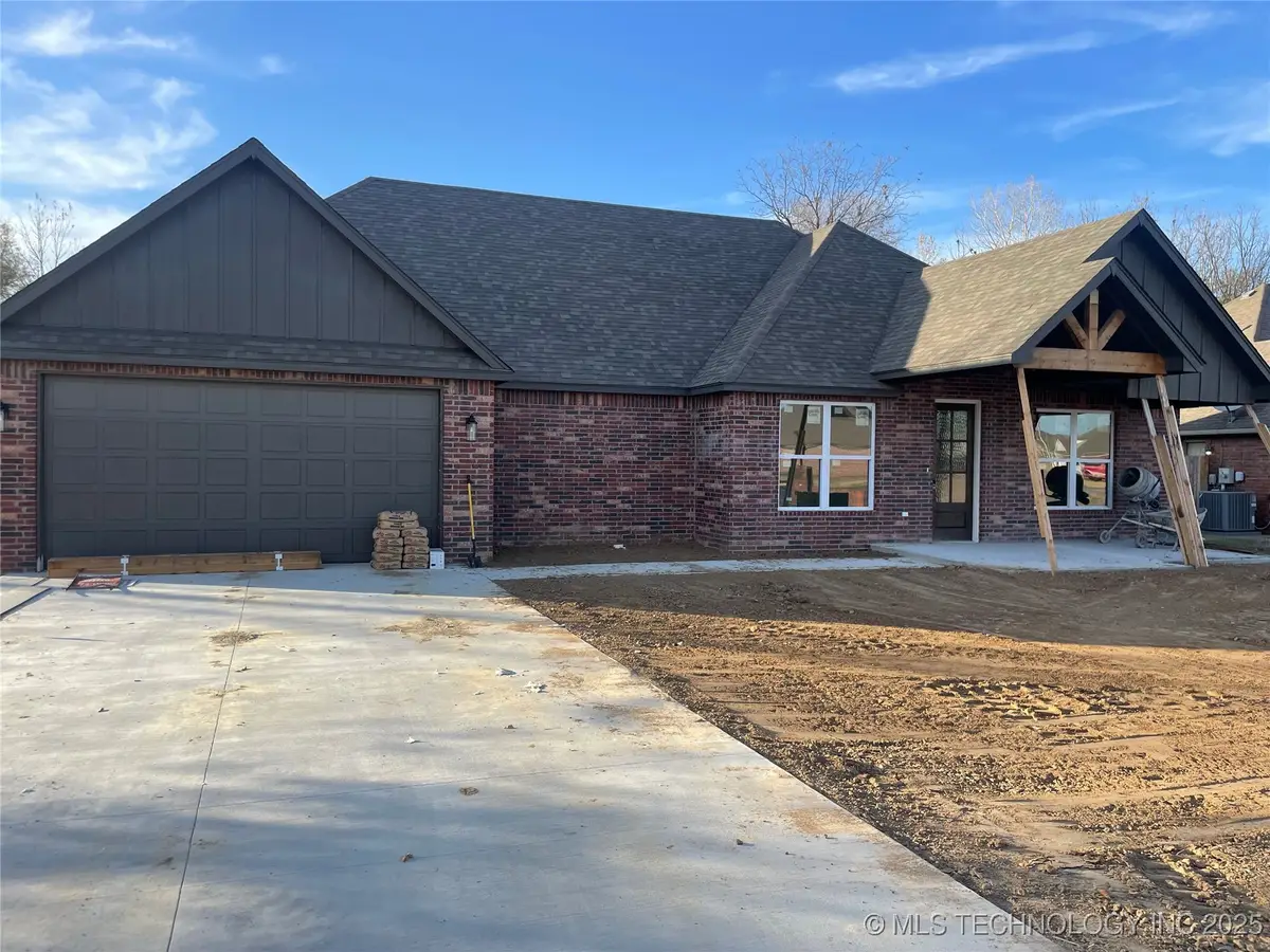 3641 W Forest Street, Skiatook, OK 74070 - Image #1