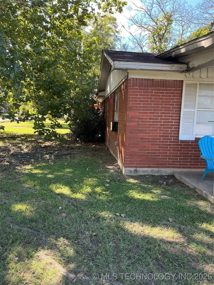 101 SW Hayes Street, Idabel, OK 74745 - Image #3