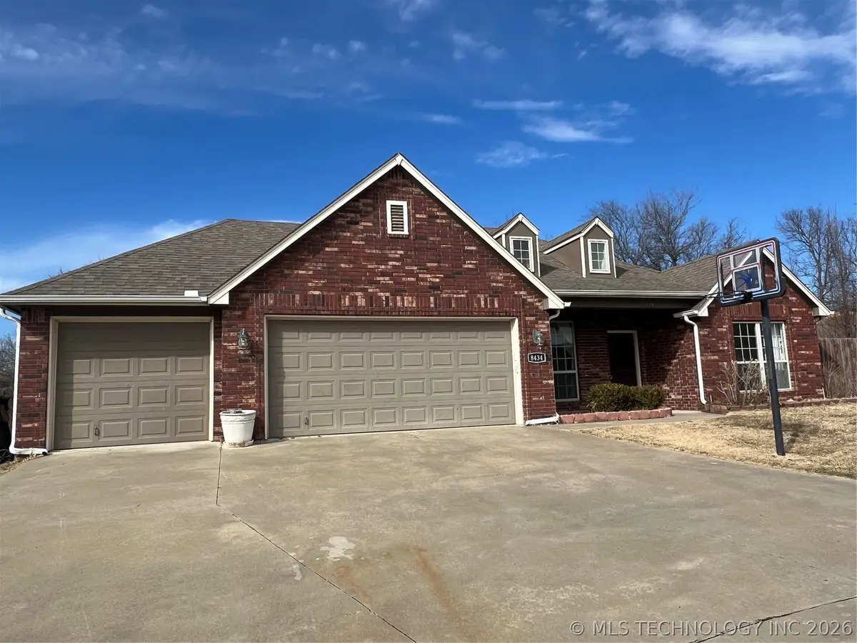8434 N 76th East Avenue, Owasso, OK 74055 - #1