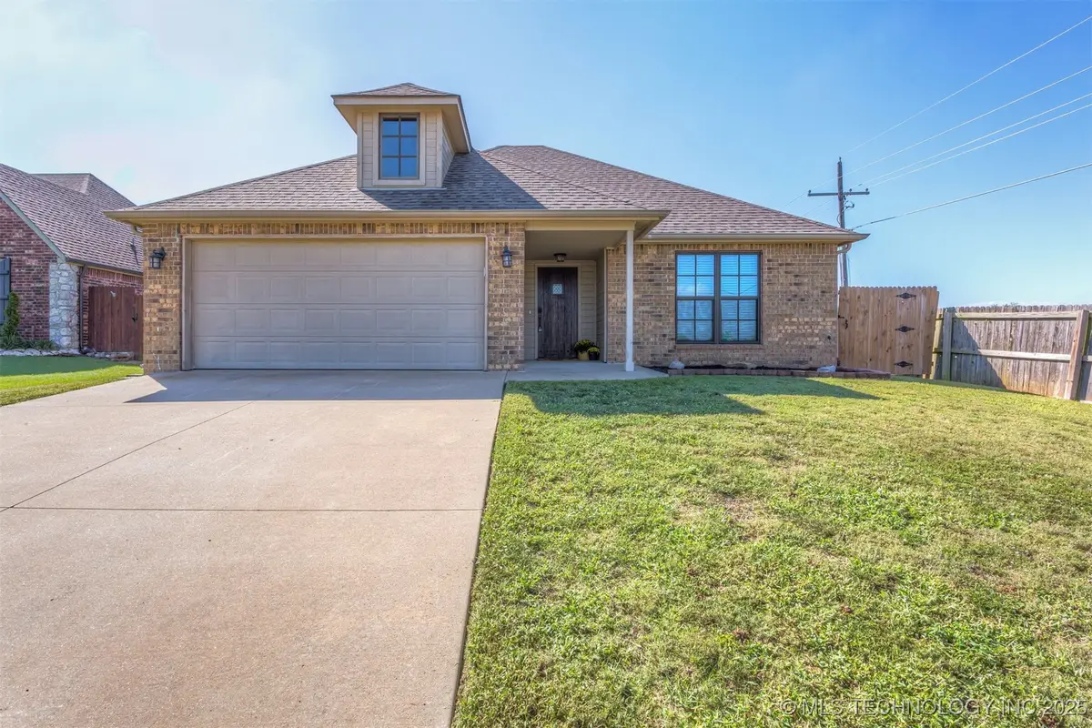 9700 E 110th Street N, Owasso, OK 74055 - Image #1