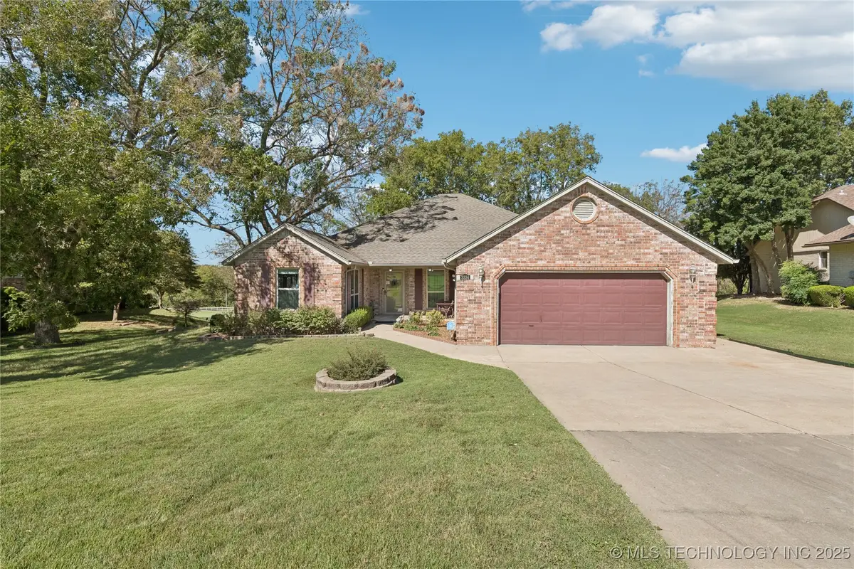 3334 Fairway Street, Claremore, OK 74019 - Image #1