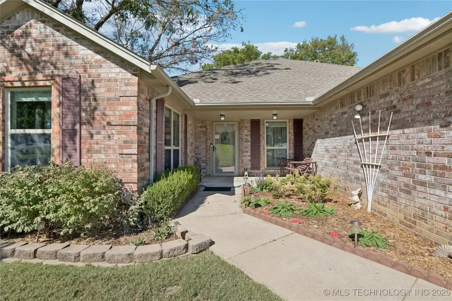 3334 Fairway Street, Claremore, OK 74019 - Image #3