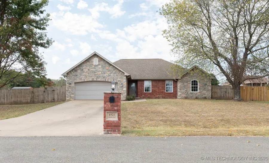 1921 Amelia Court, Tahlequah, OK 74464 - Image #3