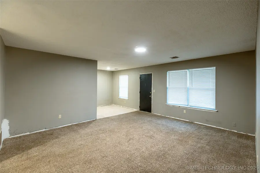 221 N Christy Street, Catoosa, OK 74015 - Image #3