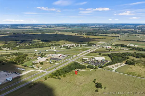 100 N Colbert, Davis, OK 73030