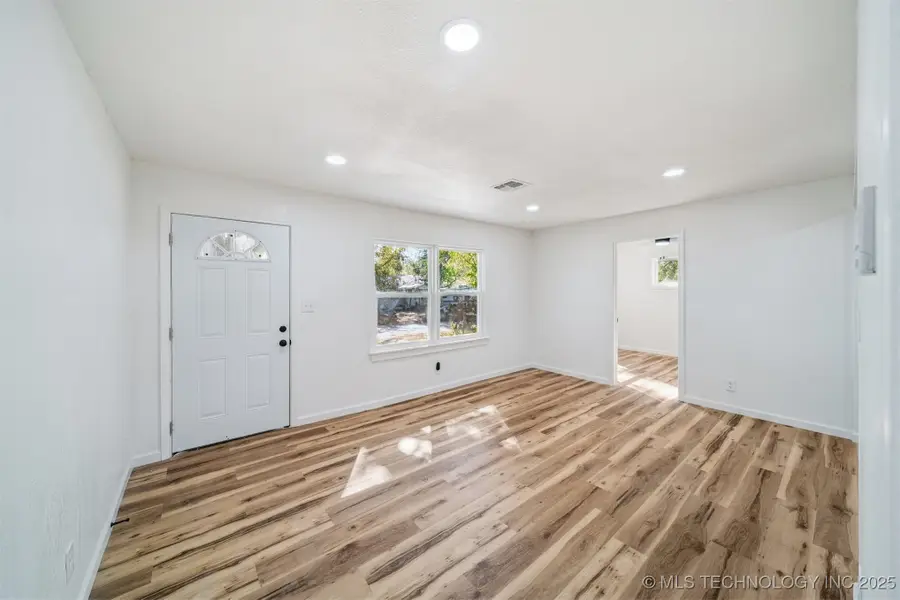 5639 W 3rd Street, Tulsa, OK 74127 - Image #2