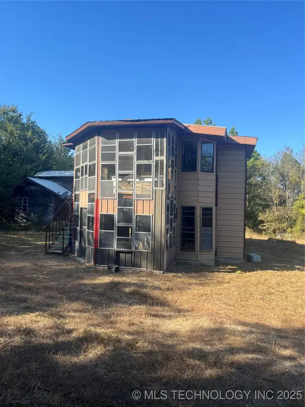 20538 County Road 1480 Street, Francis, OK 74820