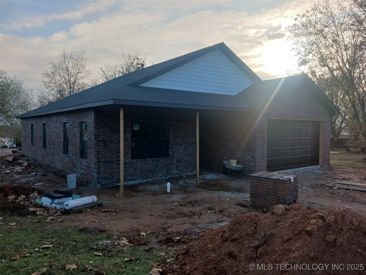 503 Cemetery Road, Fort Gibson, OK 74434 - Image #1