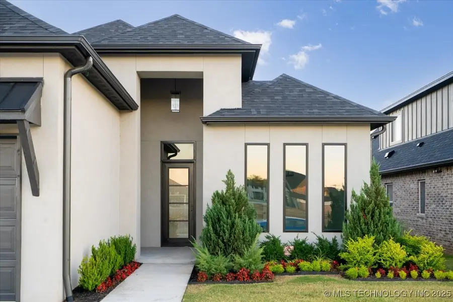 5810 E 126th Street S, Bixby, OK 74008 - Image #2