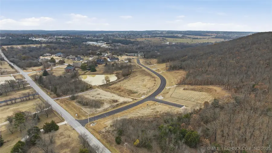 4226 S 143rd West Avenue, Sand Springs, OK 74063 - Image #3