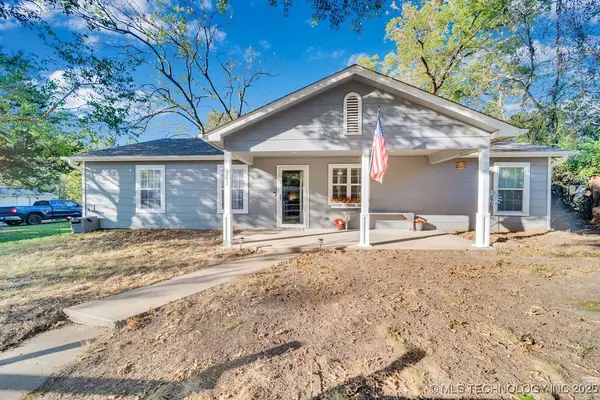 317 W Pine Street, Coweta, OK 74429