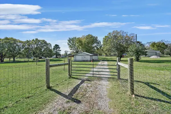 8730 E 136th Street N, Collinsville, OK 74021