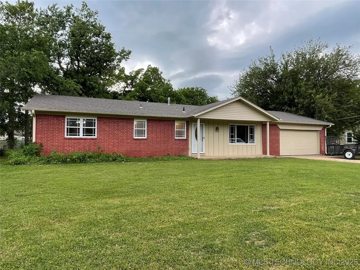 422 N Forest Street, Jenks, OK 74037 - #1