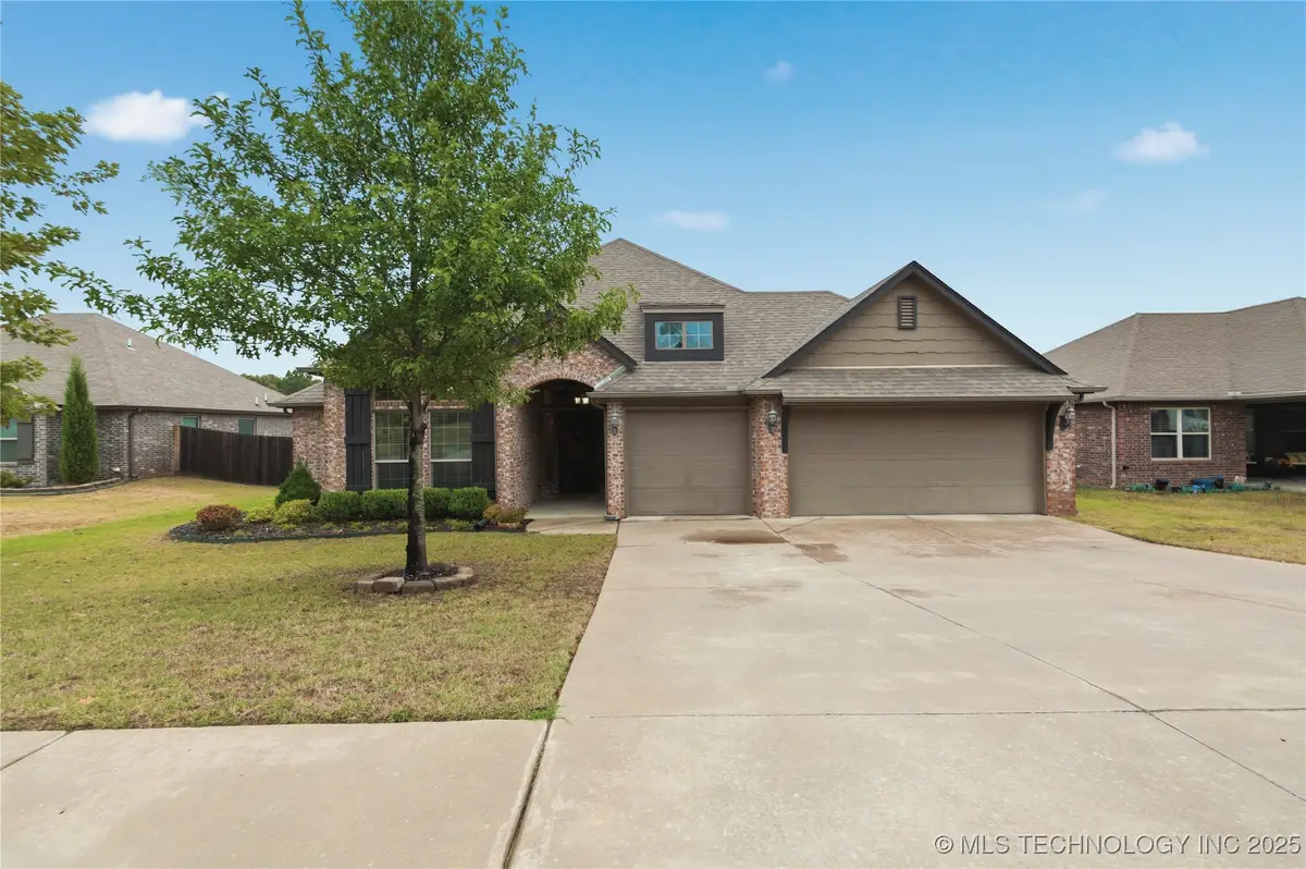 1755 S Stephanie Street, Sapulpa, OK 74066 - Image #1