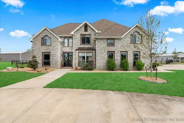 5868 W 493, Pryor, OK 74361