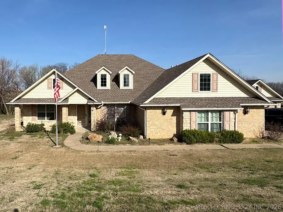 909 S Country Club Drive, Cushing, OK 74023 - #2