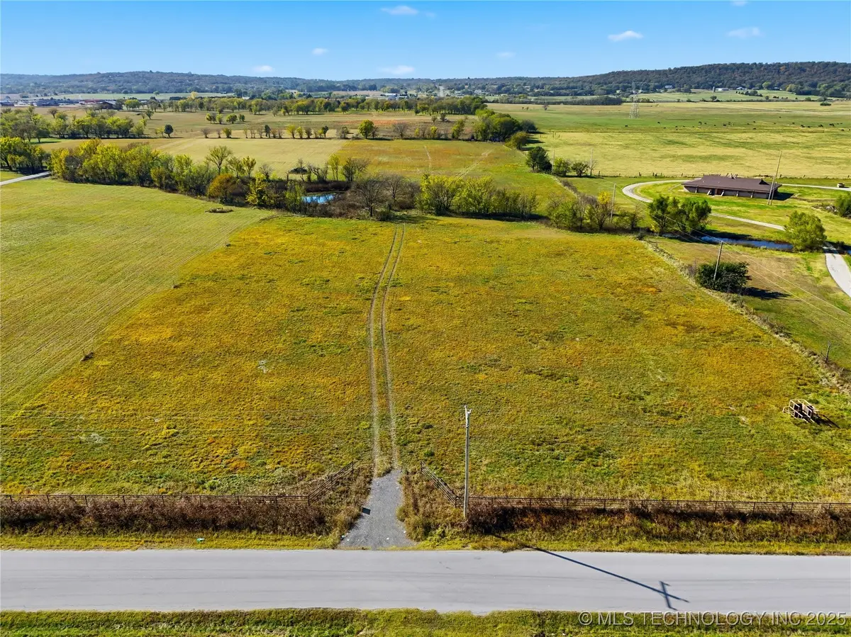 17624 S 49th West Avenue, Mounds, OK 74047 - Image #1