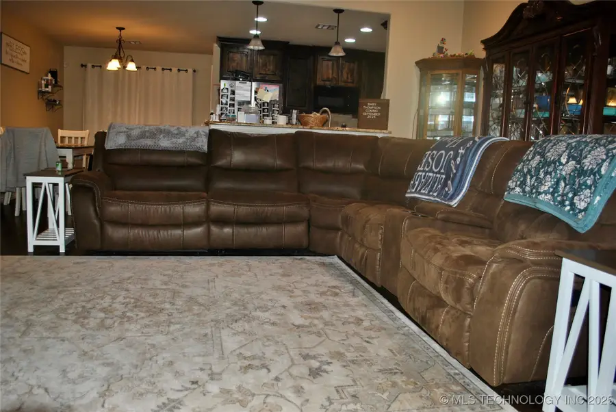 96 Dawson Drive, Calera, OK 74730 - Image #3