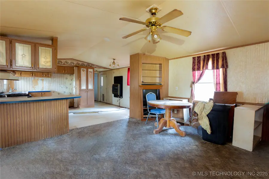 222 Big Oak Road, Eufaula, OK 74432 - Image #2