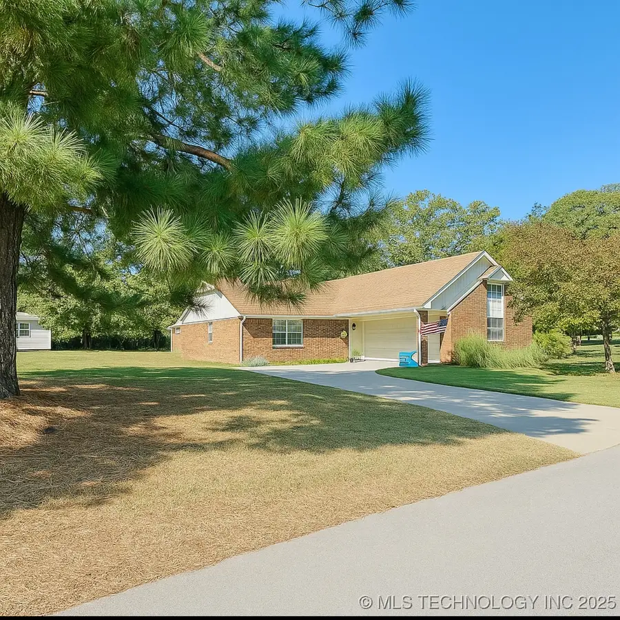 1747 E Mcgill Circle, Eufaula, OK 74432 - Image #2