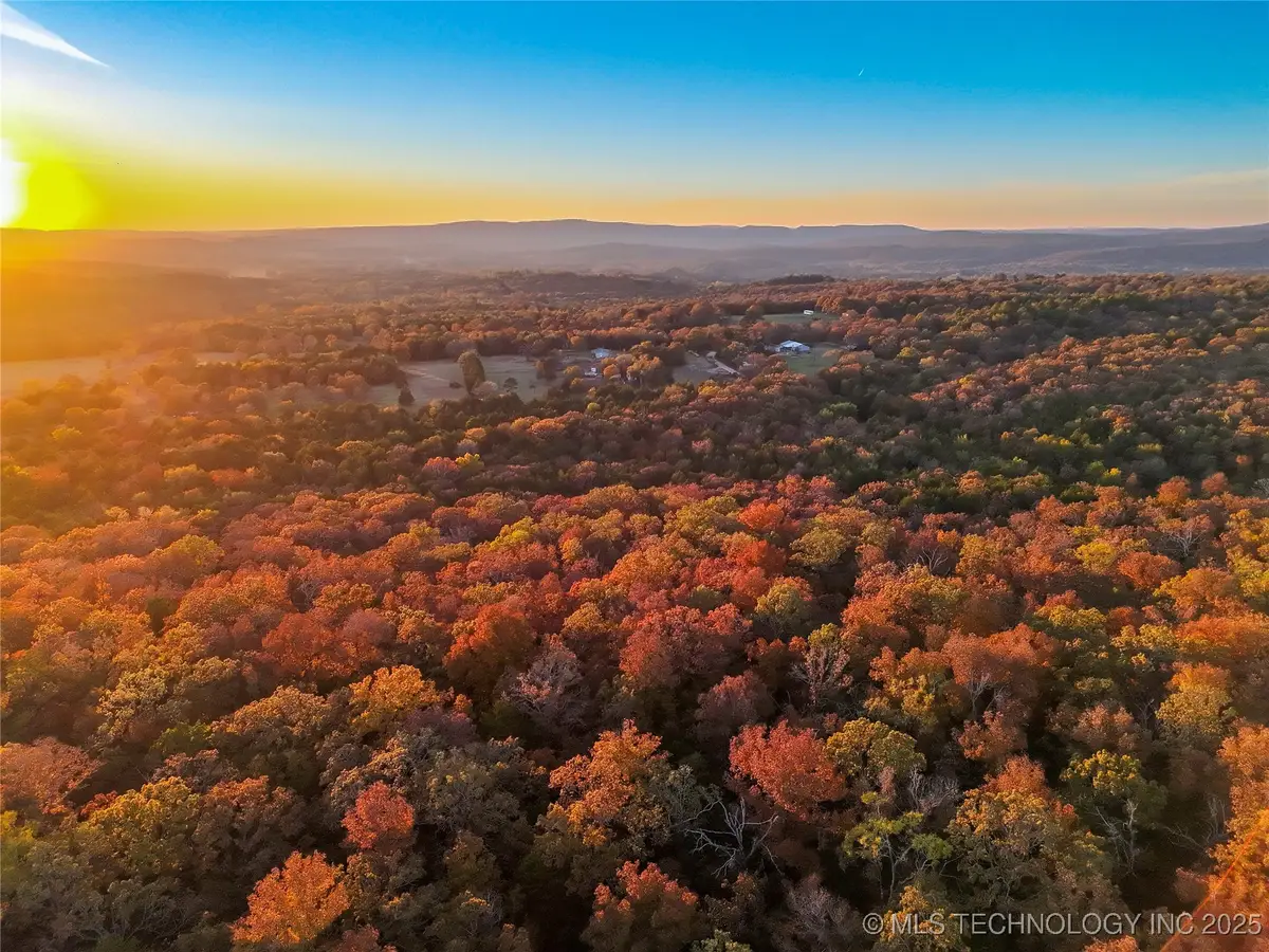 3 E 1000 Road, Muldrow, OK 74948 - Image #1