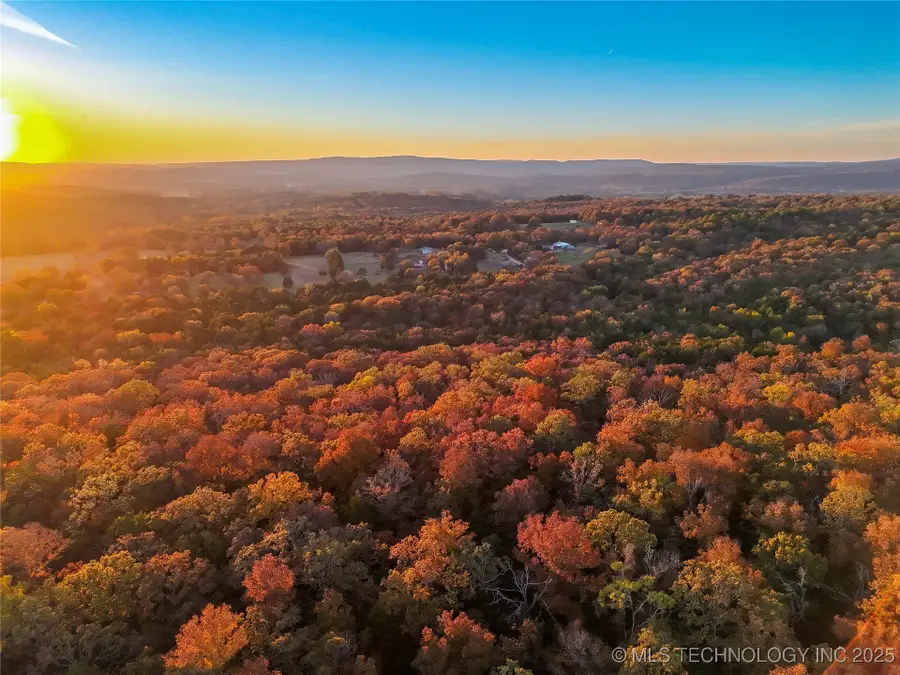 4 E 1000 Road, Muldrow, OK 74948 - Image #2