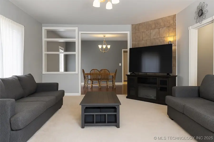 1719 Leahy Avenue, Pawhuska, OK 74056 - Image #2