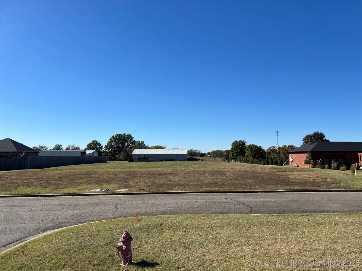 2005 E Woodland Circle, Muskogee, OK 74403 - Image #1