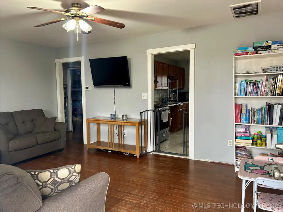 9104 N Delaware Avenue, Sperry, OK 74073 - Image #2