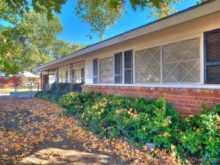 405 S Main Street, Porter, OK 74454 - Image #2