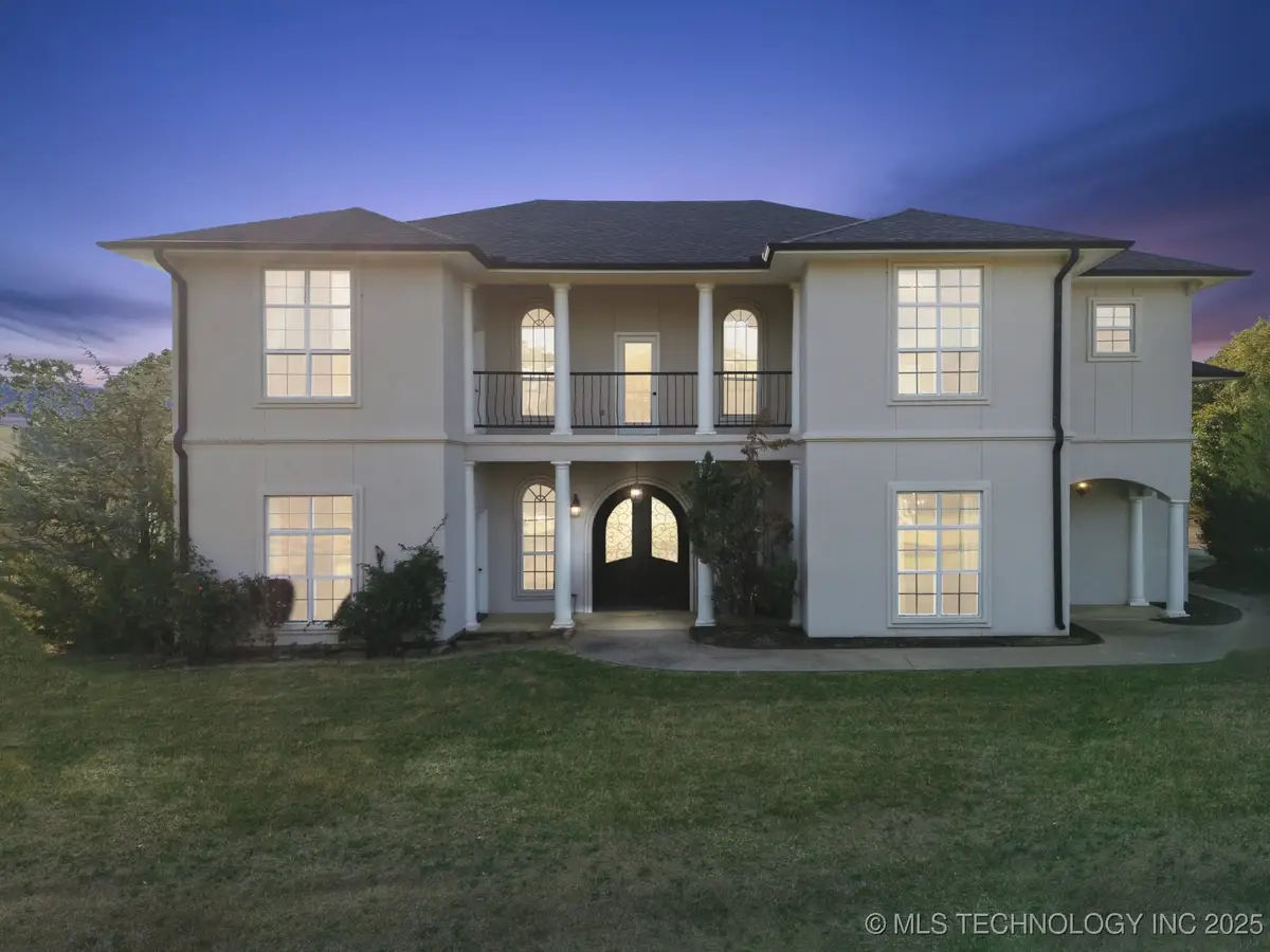 604 Cedar Ridge Road, Eufaula, OK 74432 - Image #1