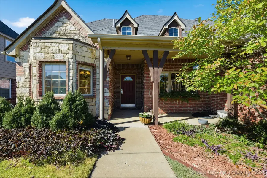 11728 S Willow Place, Jenks, OK 74037 - Image #2