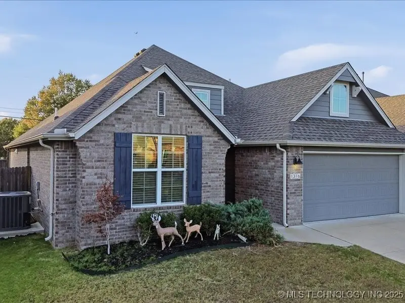 1316 N Nyssa Avenue, Broken Arrow, OK 74012 - Image #2