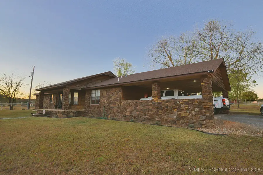 15318 W Jones Road, Tahlequah, OK 74464 - Image #2