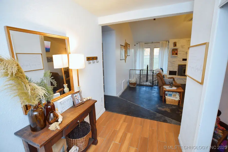 15318 W Jones Road, Tahlequah, OK 74464 - Image #3