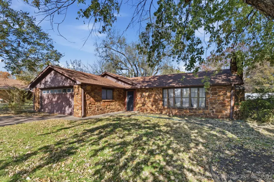 3918 Harvey Road, Bartlesville, OK 74006 - Image #2