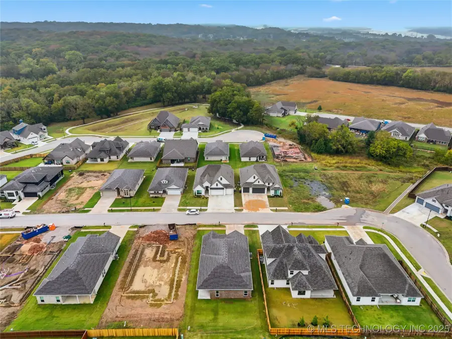 2068 E 129th Place S, Jenks, OK 74037 - #3